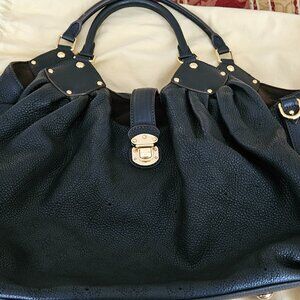 Louis Vuitton Mahina Leather Large